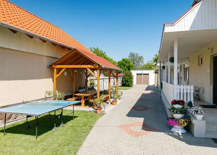 Gabor By Interhome שיופוק