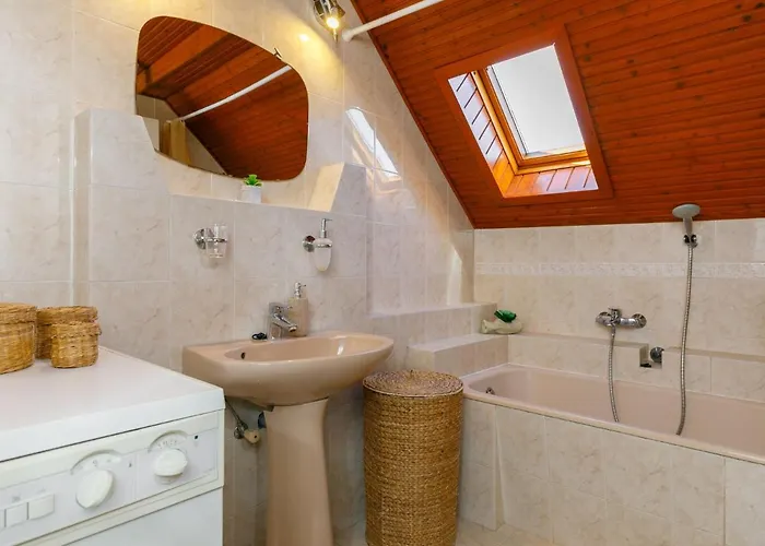 Gabor By Interhome שיופוק