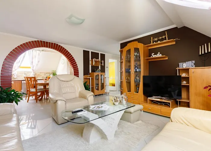 Gabor By Interhome שיופוק