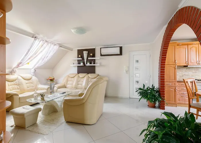 Apartament Gabor By Interhome